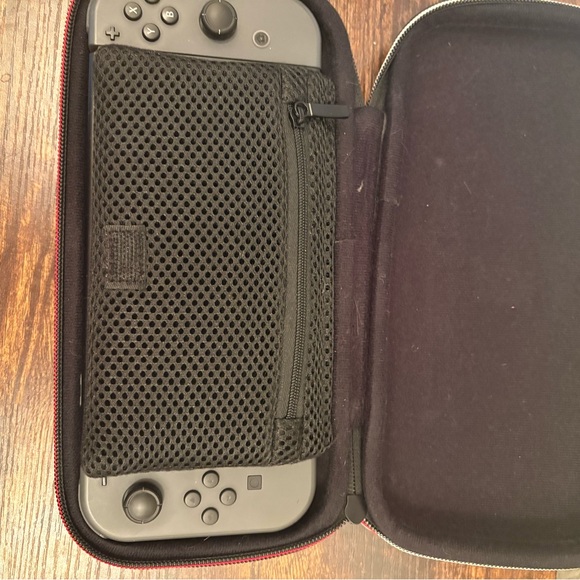 Nintendo switch - Picture 7 of 7